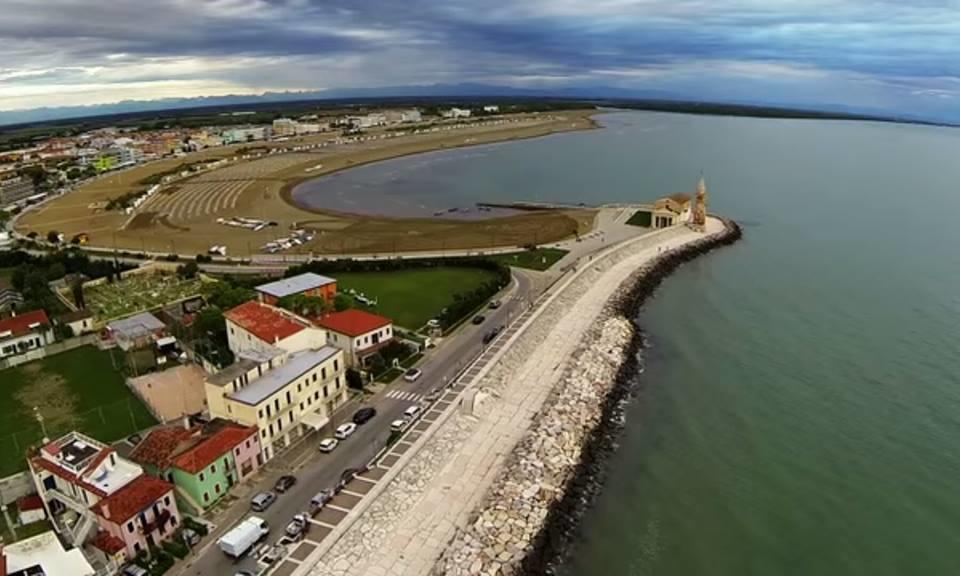 Hotel Fornaro Каорле Екстер'єр фото